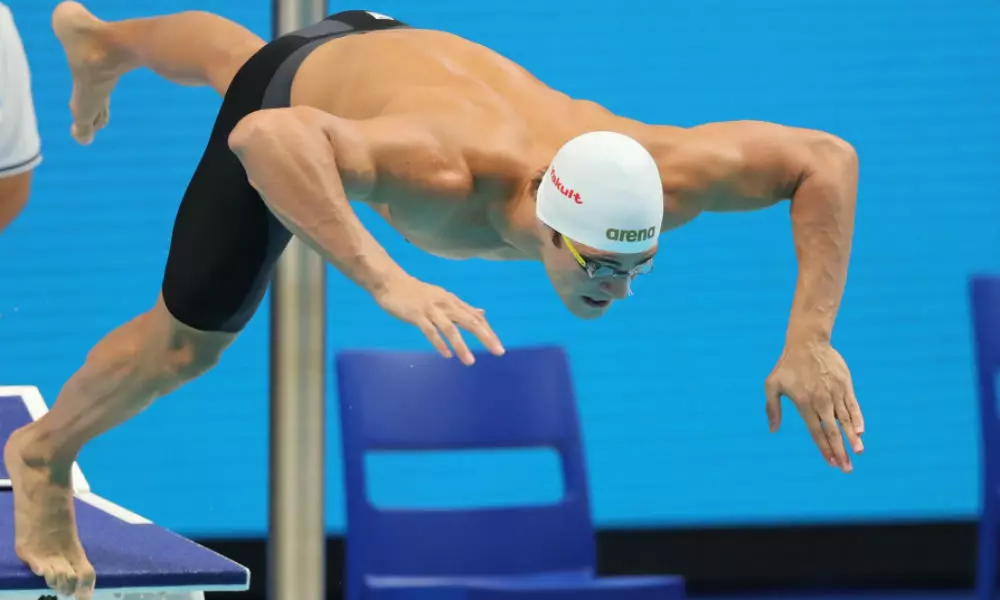 Brasil estreia no Mundial com bronze no revezamento 4x100m