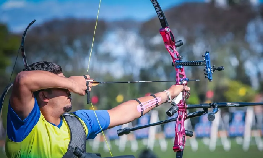 Brasileiros se classificam no Mundial Júnior de tiro com arco.