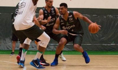 Bauru e Pinheiros abrem os playoffs do Campeonato Paulista.