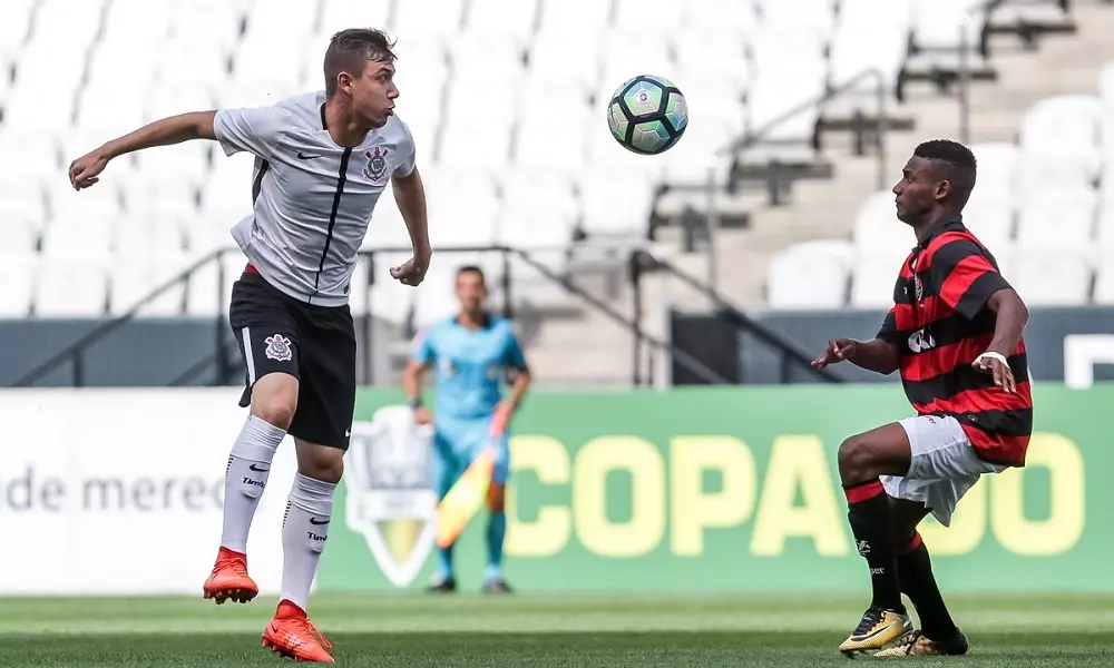 Vitória X Corinthians pela Copa do Brasil Sub-17.