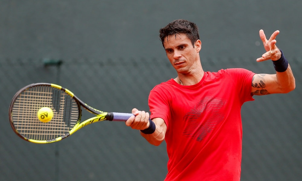 Rogerinho sofre derrota na estreia do Challenger de Gênova