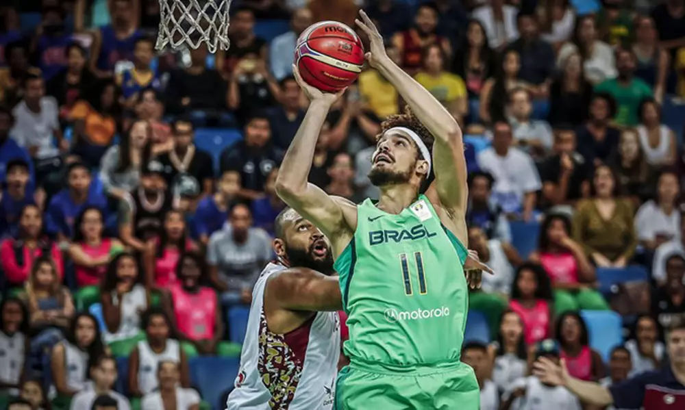 Anderson Varejão Brasil Basquete