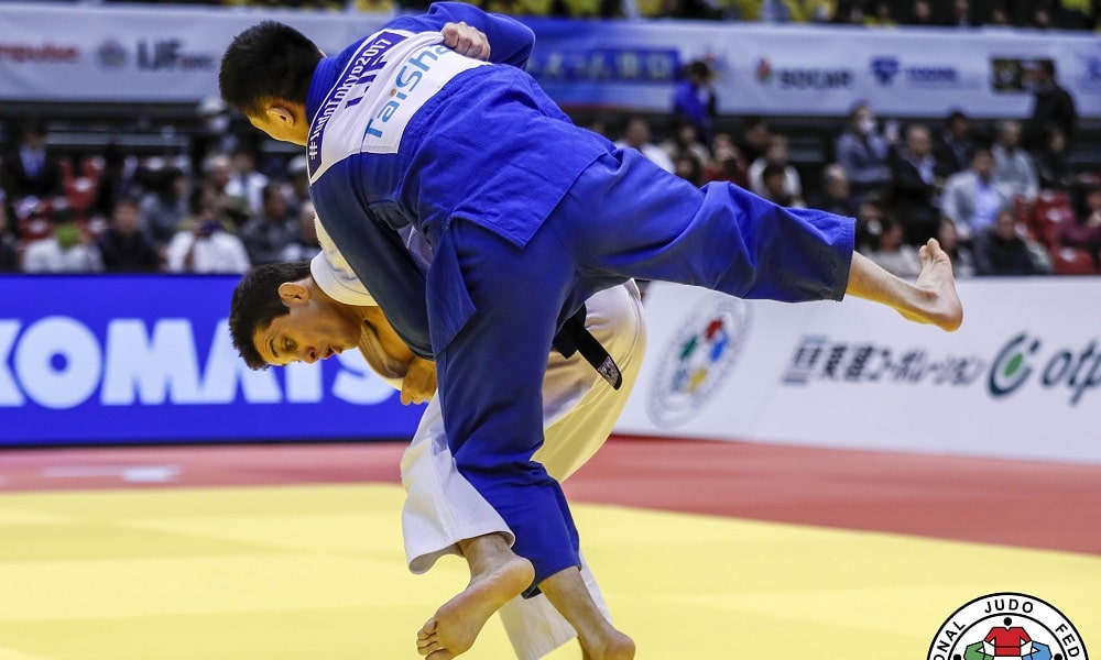 Brasileiros ficam sem pódio no 1º dia do Grand Slam de Osaka - Phelipe Pelim