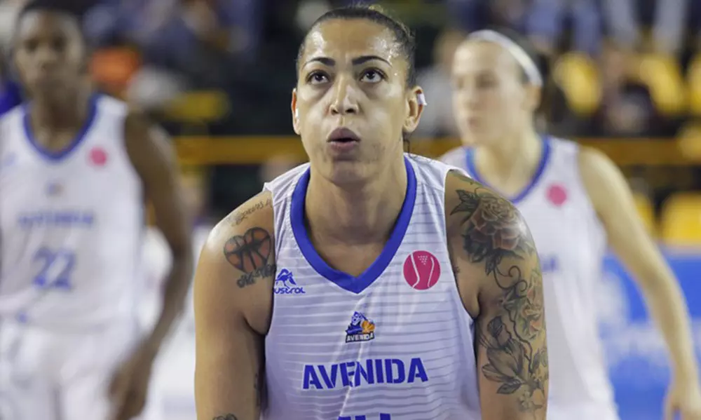 Erika de Souza - Perfumerias Avenida Euroliga de Basquete
