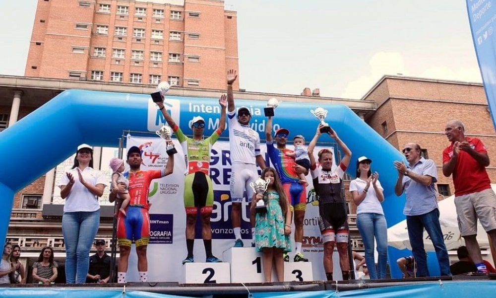 Brasileira Apuana Team é pódio na Rutas de América 2018