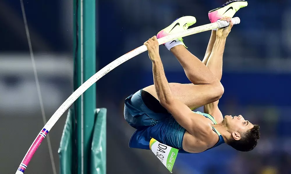 Campeão olímpico Thiago Braz compete em Karlsruhe, na Alemanha