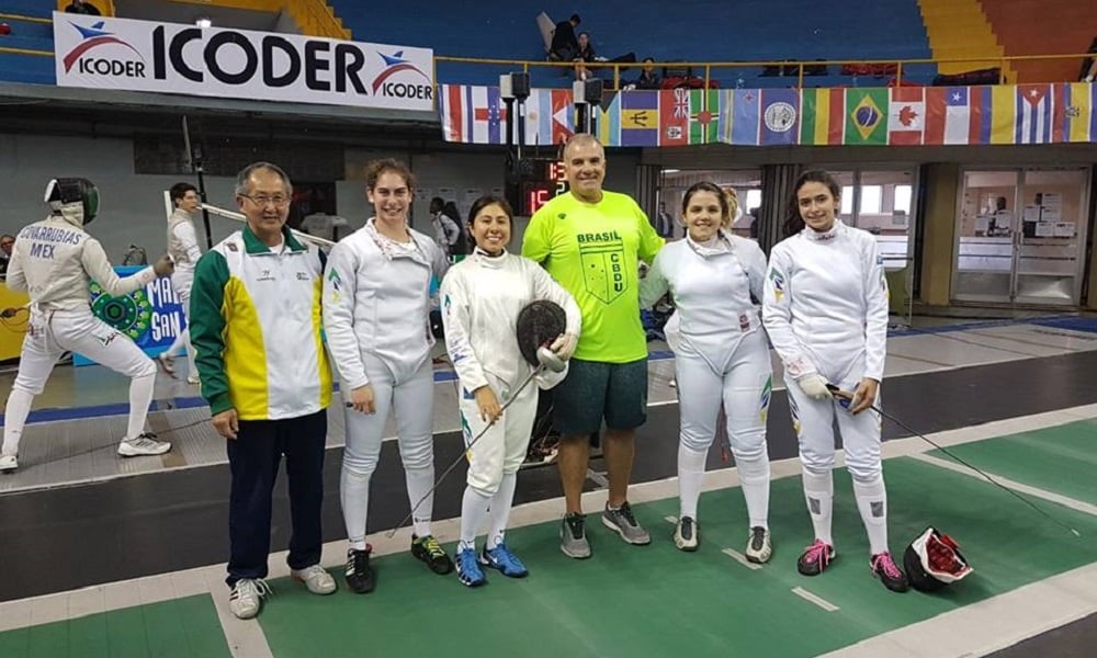 Brasileiros ficam fora do pódio nas provas por equipe do Pan