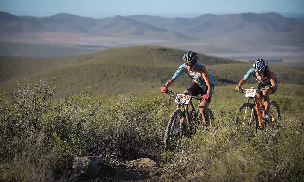 Raiza Goulão e Margot ficam em 5º na 2ª etapa da Cape Epic