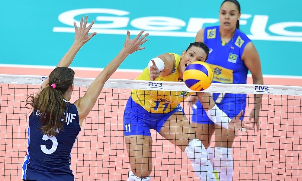 Após destaque na Superliga, Tandara chega confiante à seleção