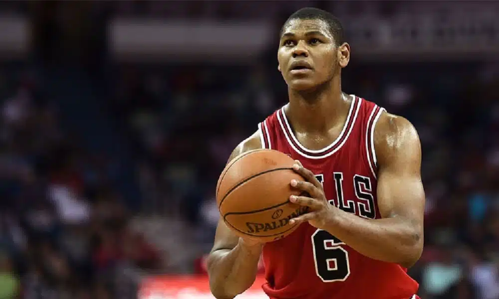 Cristiano Felício, do Chicago Bulls, pela NBA