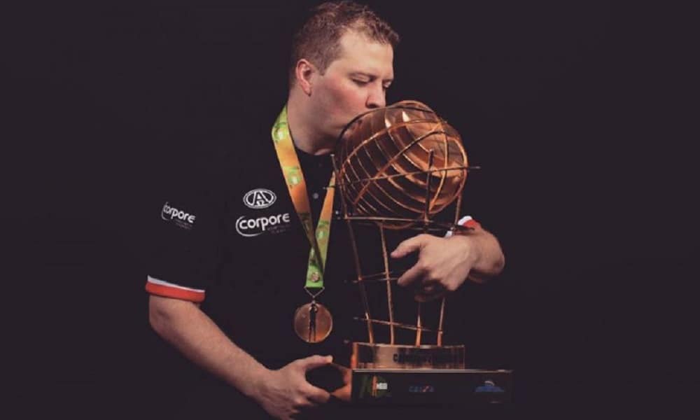 Campeão do NBB, Gustavo De Conti é o novo técnico do Flamengo