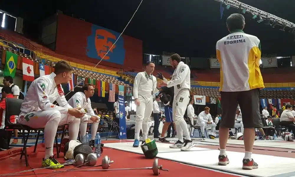 Equipe masculina de espada fica em 4º no Pan-Americano