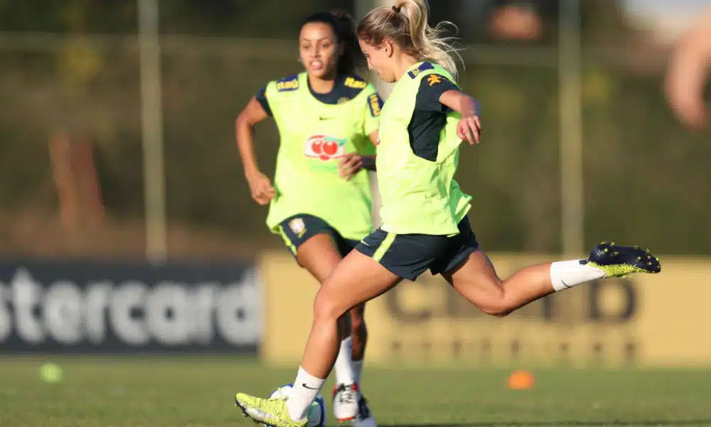 Seleção Feminina inicia os trabalhos em Nottingham