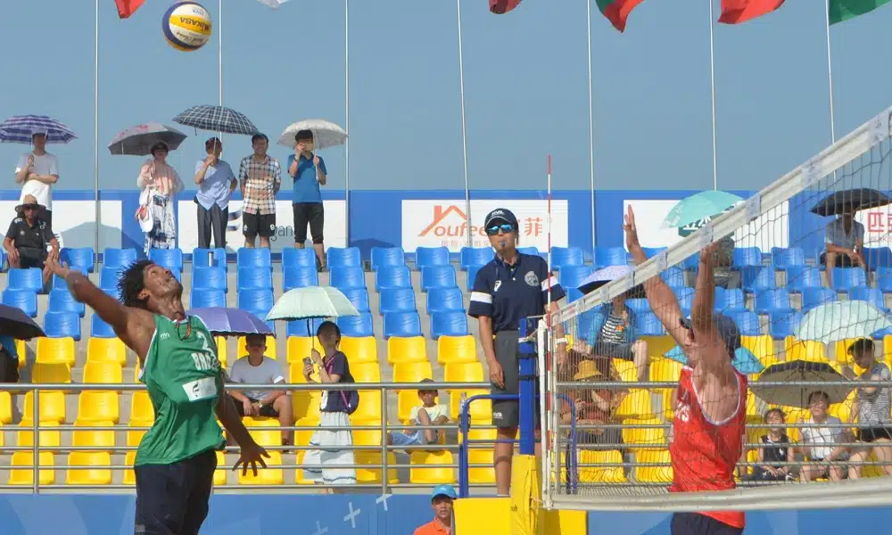 Álvaro/Luciano e Thiago/George duelam na semifinal na China