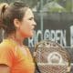 Gabriela Cé vence e vai às quartas de final na Itália