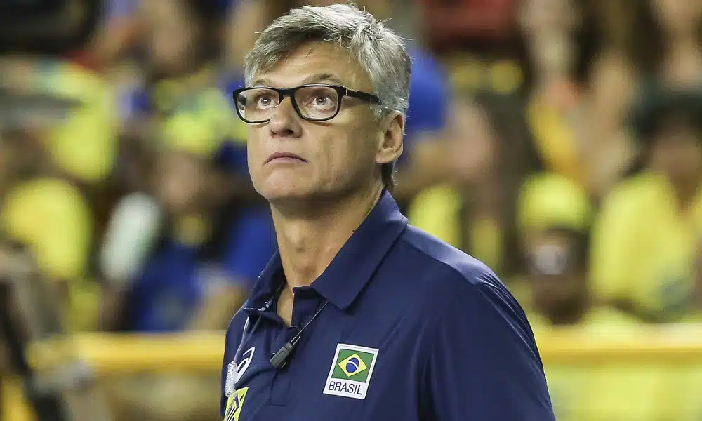 Seleção masculina chega à Alemanha para dois amistosos