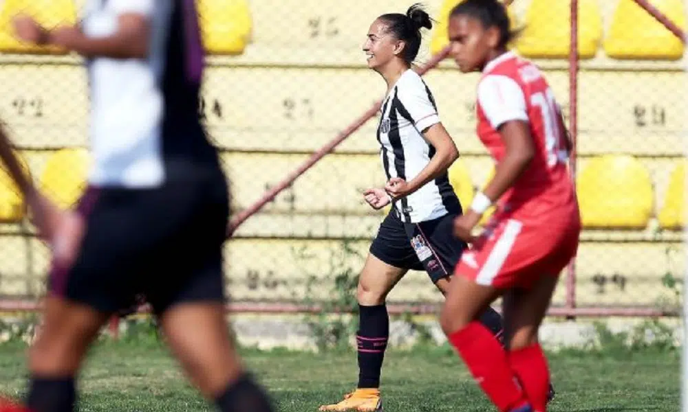 Santos goleia Audax e confirma vaga na semi do Paulistão