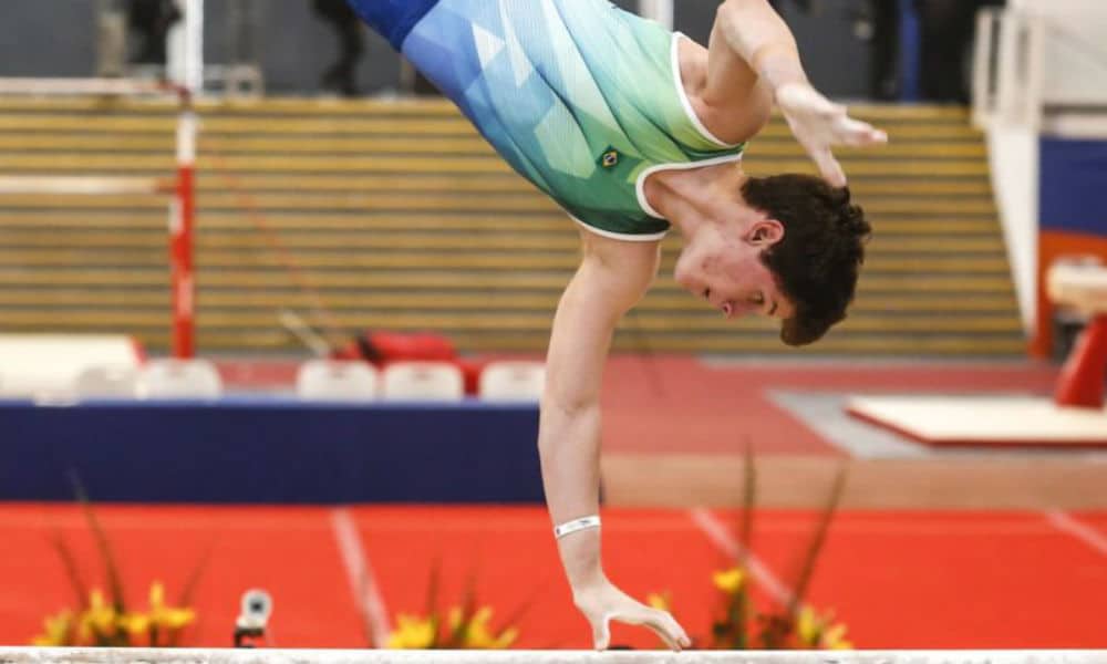 Diogo Brajão fica fora do pódio na final do salto masculino