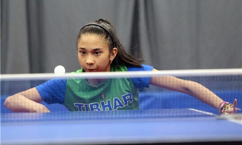 Giulia Takahashi avança nas duplas no Desafio Mundial