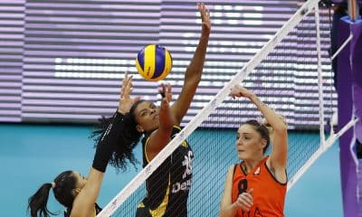 Praia Clube perde para o Eczacibasi e fica em 4º no Mundial