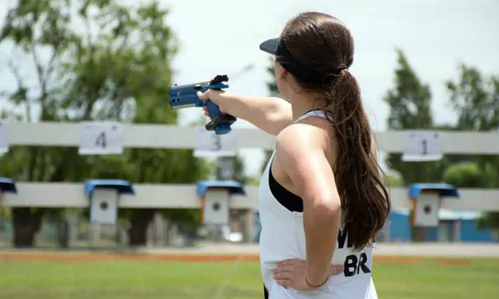 Marcela Mello Pan-Americano de Tiro em casa