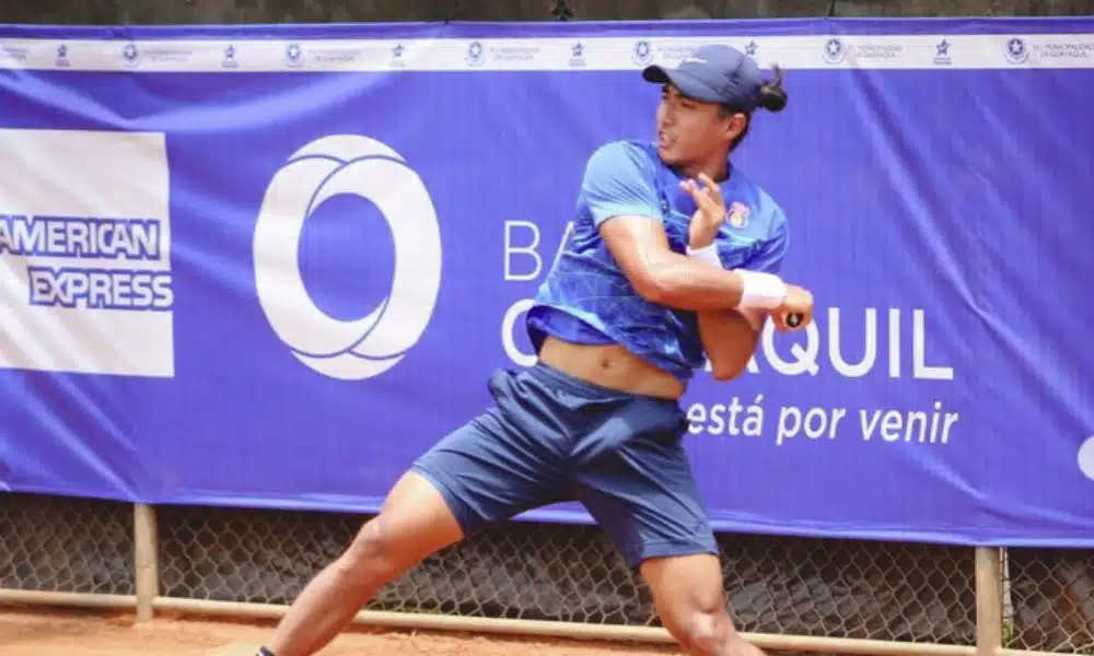 Em jogo de 3 sets, Pedro Sakamoto vence e avança às quartas