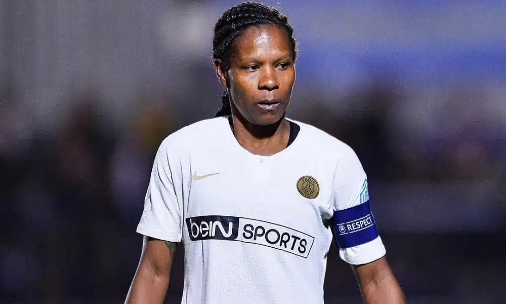 formiga futebol feminino paris saint-germain coronavírus