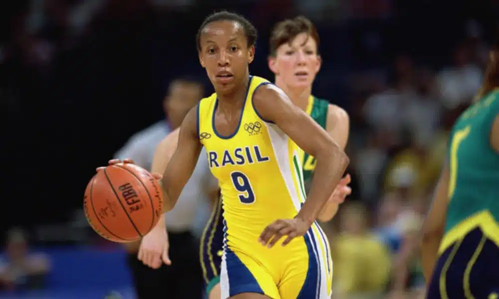 Janeth Arcain Airbnb entra para o seleto grupo do Hall da Fama da FIBA