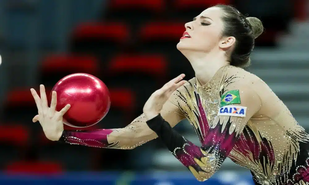 Bola