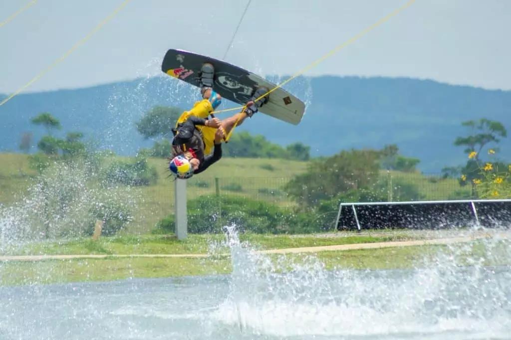 Wakeboard feminino