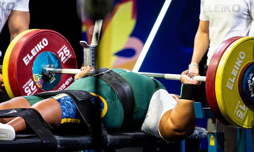 Tayana Medeiros no halterofilismo paralímpico