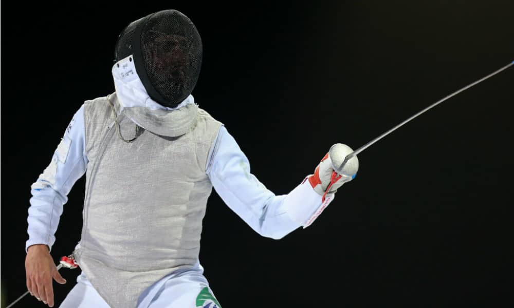 Bia Bulcão, no florete