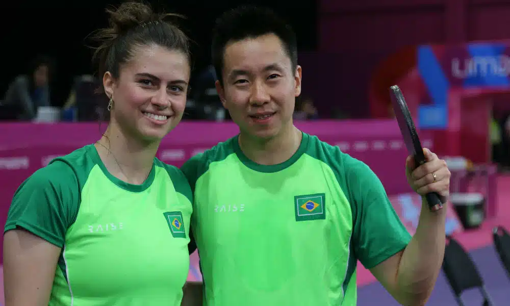 Bruna Takahashi e Gustavo Tsuboi