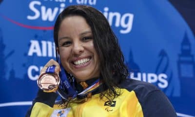 nadadora Edênia Garcia monta CT durante quarentena - coronavírus