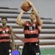 Matheusinho, do Flamengo, na Liga de Desenvolvimento de Basquete