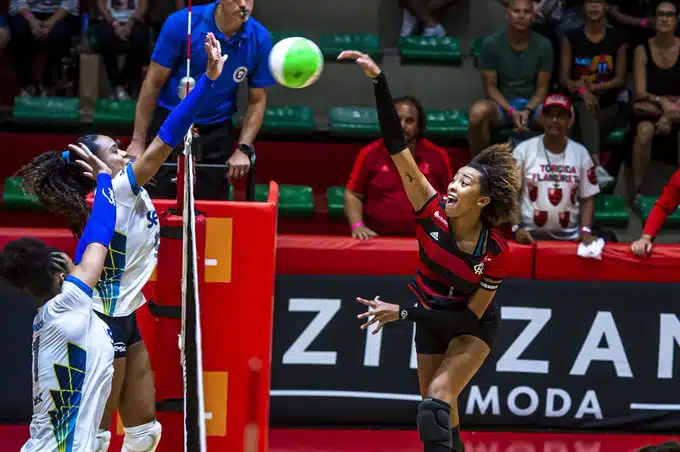 Sesc vence Flamengo no Carioca sesc e Flamengo estudam união no mercado do vôlei feminino