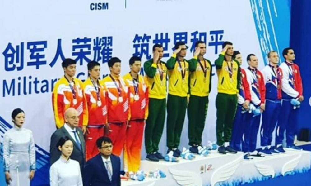 Revezamento masculino da natação garante o ouro em Wuhan, na China