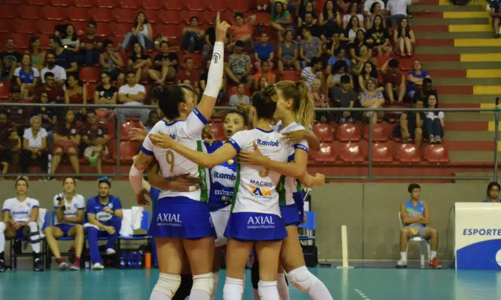 Assista ao vivo: Minas Tênis Clube x Praia Clube - Supercopa feminina de vôlei