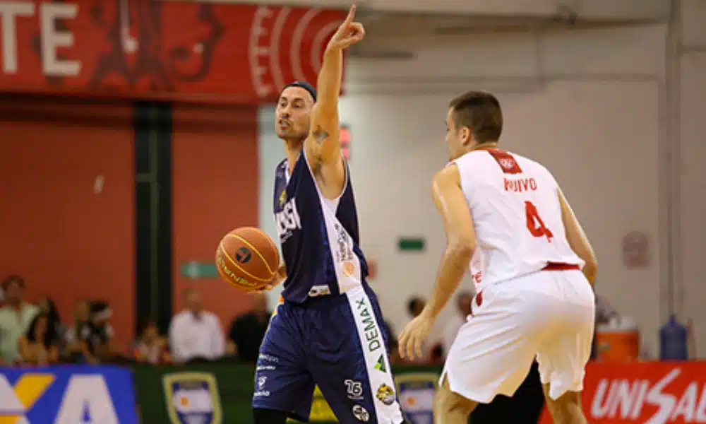 Na superação, Mogi estreia vencendo o Paulistano pelo NBB