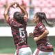 Ana Clara comemora o gol de empate do Flamengo na final contra o Fluminense no Carioca de futebol feminino ao vivo flamengo x América campeonato carioca de futebol feminino ao vivo flamengo x portuguesa
