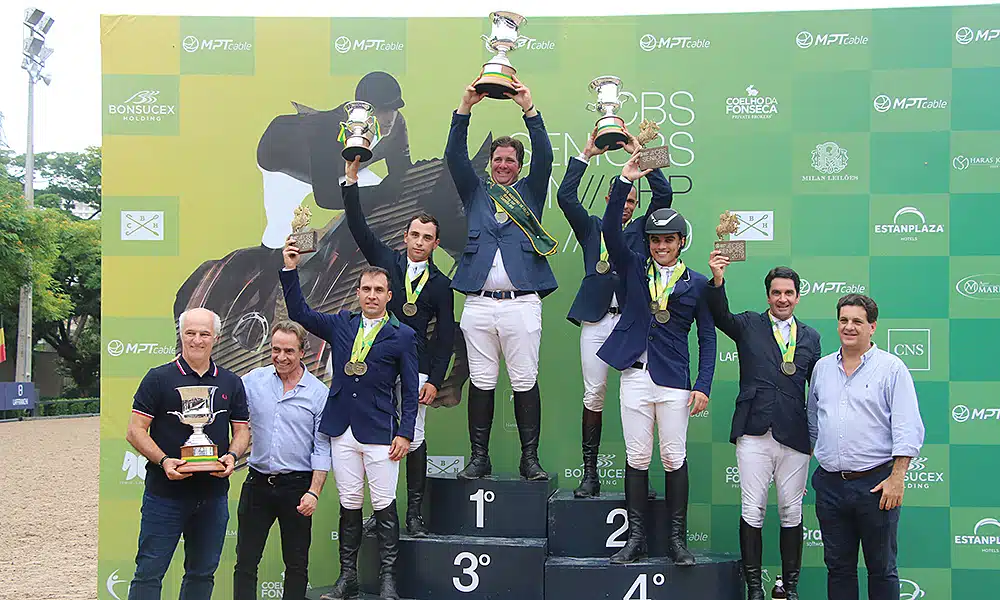 José Roberto Reynoso campeão brasileiro de saltos na Senior Top