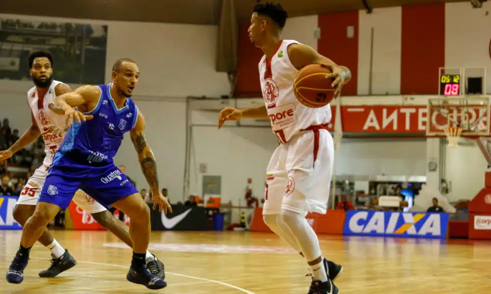 Em casa, Paulistano vira para cima do Minas no NBB - Copa Super 8