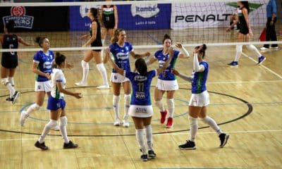 Minas venceu a estreia do Mineiro