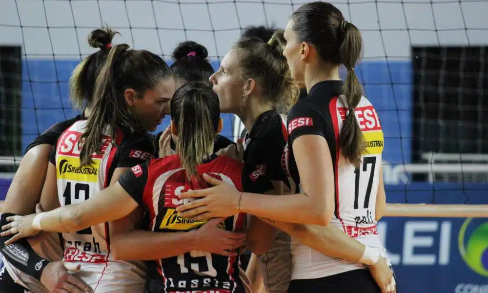 Sesi Vôlei Bauru x Dentil Praia Clube - Superliga de vôlei feminino (1)
