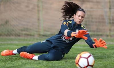 Aline, goleira do tenerife e da seleção brasileira de futebol feminino