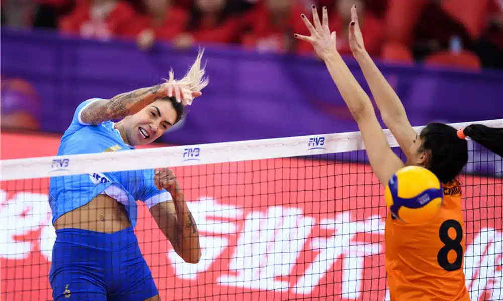 Thaísa, no Minas e Eczacibasi pelo Mundial de Clubes de vôlei feminino