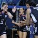 Pinheiros enfrenta Curitiba pela Superliga -