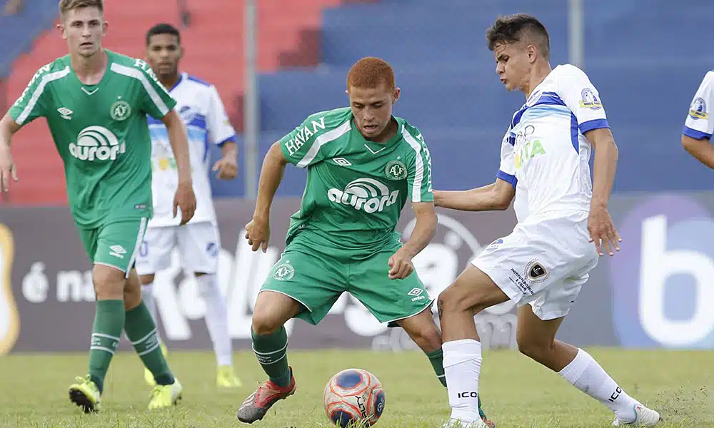 Chapecoense pega o União Suzano pela Copa São Paulo de futebol júnior ao vivo