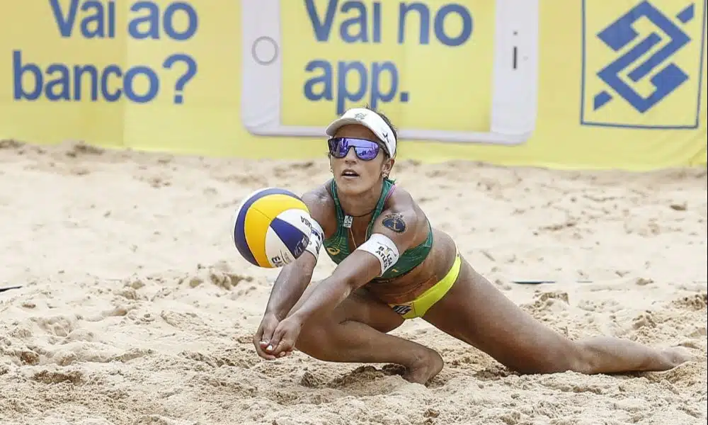 Bárbara Seixas (foto) terá nova parceria em João Pessoa, Carolina Horta (Divulgação/CBV)