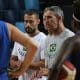 José Neto, técnico da seleção de basquete feminino em treino para o Pré-Olímpico Mundial de Bourges